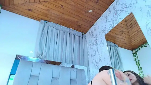 Eda Bonne online show from 02/15/26, 12:47