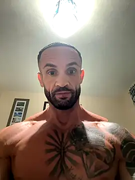 Snapshot of Magnificmuscles89 chatting on 09/12/25, 08:25 Magnificmuscles89 online show from 09/12/25, 08:25