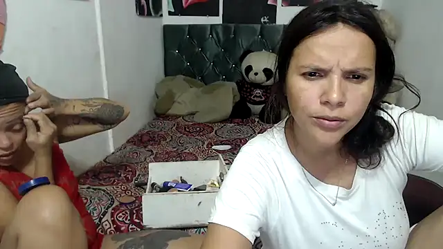 Snapshot of manzanahot9 chatting on 03/04/25, 08:27 manzanahot9 online show from 03/04/25, 08:27