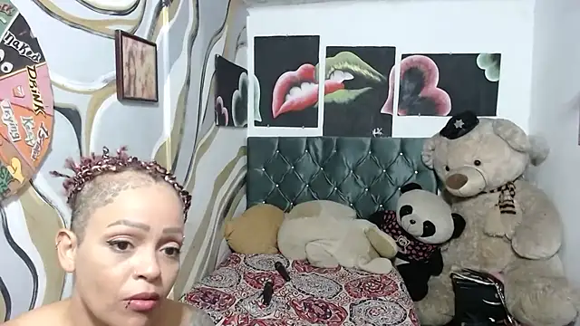 manzanahot9 online show from 04/05/26, 10:51