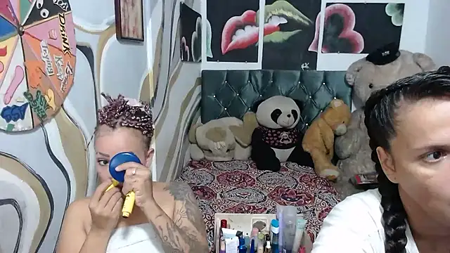 manzanahot9 online show from 04/10/26, 07:40