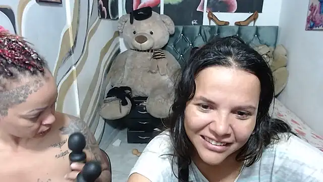 manzanahot9 online show from 07/14/26, 12:22
