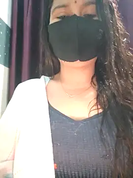 Aishwaryaa 69 online show from 02/12/25, 02:54