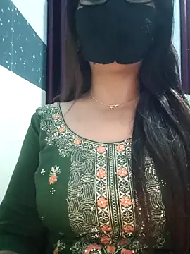 Aishwaryaa 69 online show from 03/06/25, 03:24