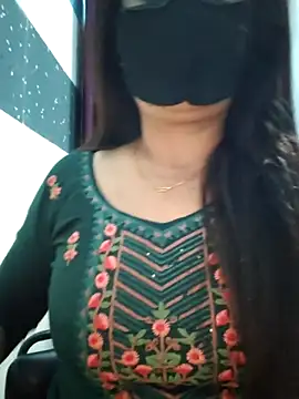 Aishwaryaa 69 online show from 03/18/25, 04:37