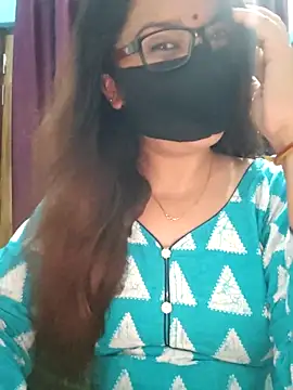 Aishwaryaa 69 online show from 10/04/25, 03:48