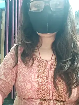 Aishwaryaa 69 online show from 02/15/26, 05:09