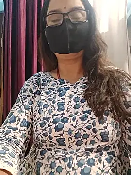 Aishwaryaa 69 online show from 02/25/26, 10:03