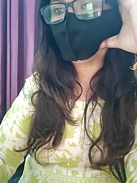 Aishwaryaa 69 online show from 03/23/26, 07:34