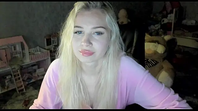  NigoNika online show from 04/25/26, 07:55