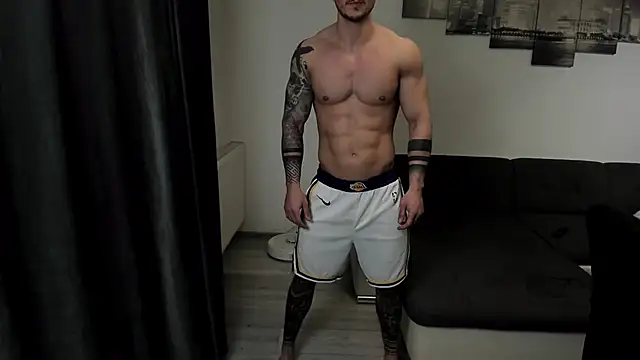 Richarddarell1 online show from 02/04/26, 07:03