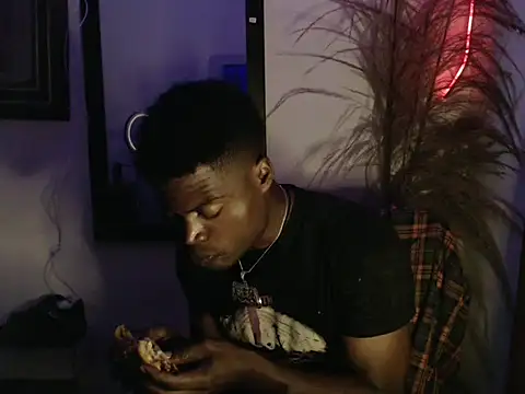 elnigga21 online show from 04/13/26, 03:28