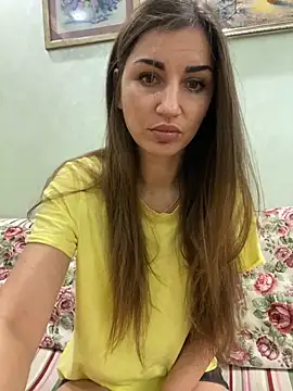 Snapshot of Lanaa19 chatting on 11/16/25, 10:37 Lanaa19 online show from 11/16/25, 10:37