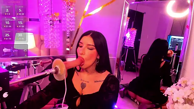 Leiaa  online show from 11/23/25, 06:46