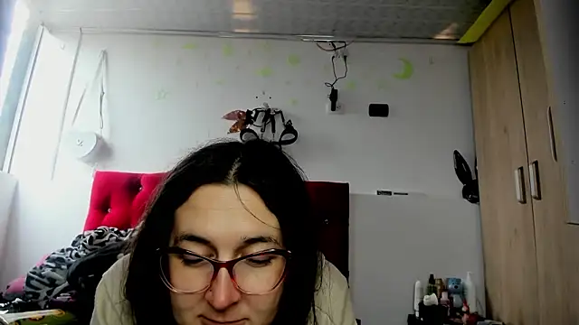 Sweet-Suck69 online show from 01/05/25, 07:17