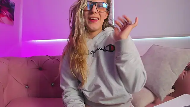 Giia paiige18 online show from 12/29/24, 12:55