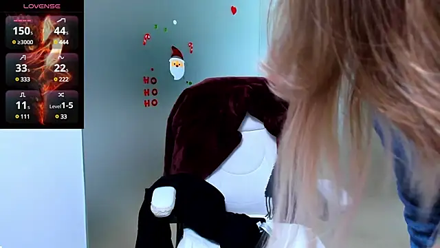 Snapshot of anyarosses chatting on 12/20/24, 04:09 anyarosses online show from 12/20/24, 04:09