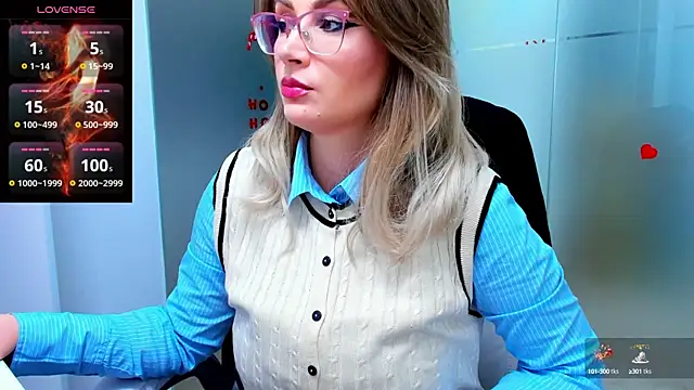 Snapshot of anyarosses chatting on 12/29/24, 05:53 anyarosses online show from 12/29/24, 05:53