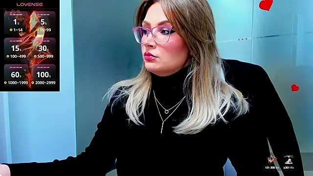 Snapshot of anyarosses chatting on 01/10/25, 05:47 anyarosses online show from 01/10/25, 05:47