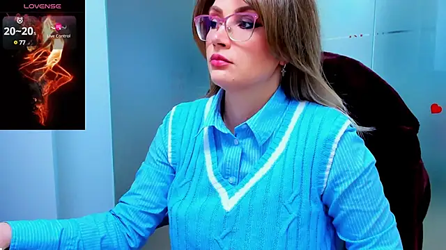 Snapshot of anyarosses chatting on 01/20/25, 06:10 anyarosses online show from 01/20/25, 06:10