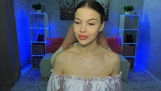 EmmyMills online show from 02/01/26, 09:35