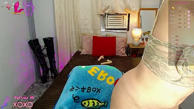 Snapshot of UnforgetableSupira chatting on 02/10/25, 11:34 UnforgetableSupira online show from 02/10/25, 11:34