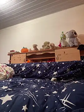 Snapshot of emea4 chatting on 03/30/26, 07:04 emea4 online show from 03/30/26, 07:04