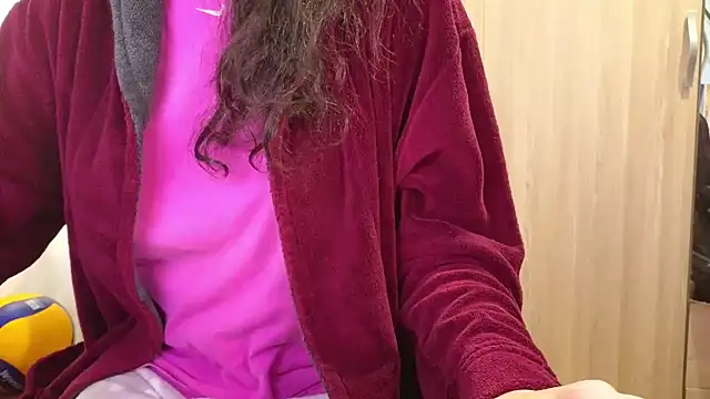 MemiKouki online show from 01/14/26, 07:36