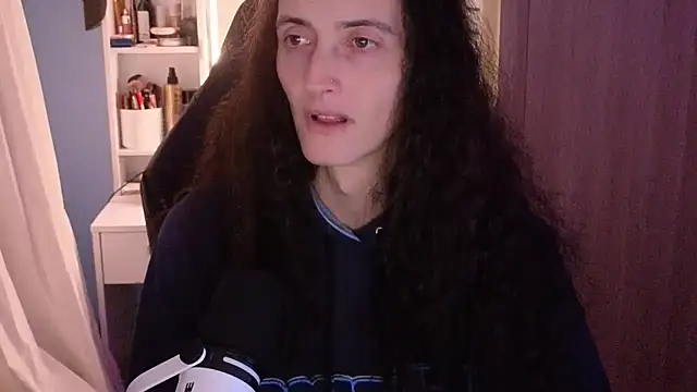 MemiKouki online show from 02/24/26, 06:17