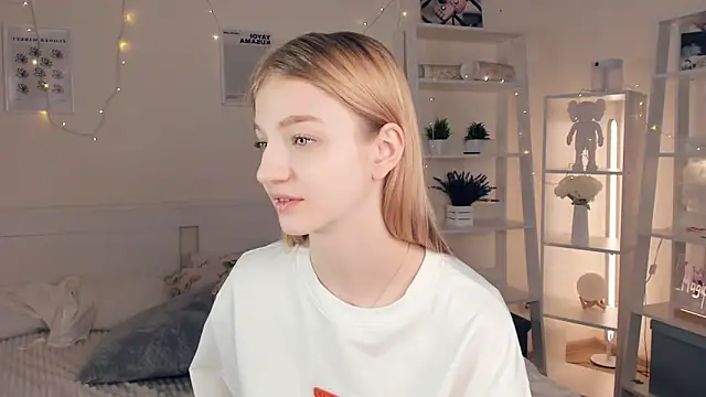 YuNabif online show from 02/22/25, 01:13