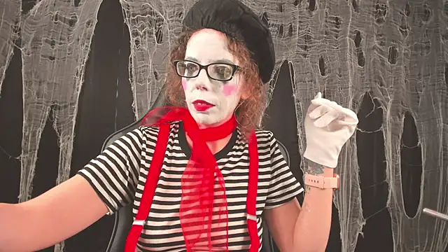 SaraDesirexo online show from 10/14/25, 12:50