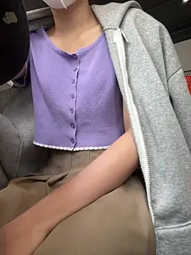 Lami Mi online show from 03/13/25, 07:53