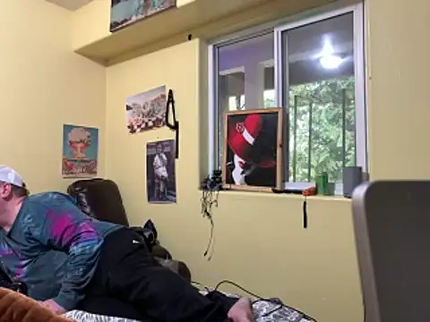 Mic Oxinner online show from 04/12/26, 01:43