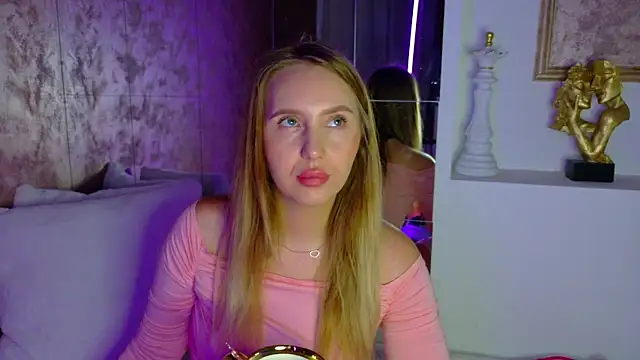 lexy a online show from 12/04/25, 04:55