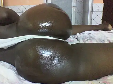 Lovely-edday2 online show from 12/17/25, 02:17