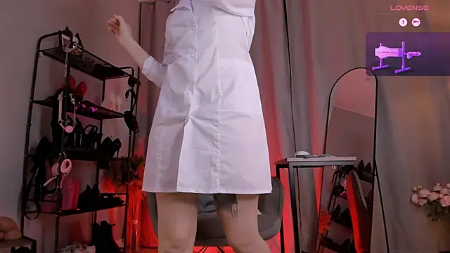 AnnaTrueno online show from 04/12/26, 06:35