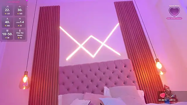 Sophia turneer online show from 09/14/25, 07:07