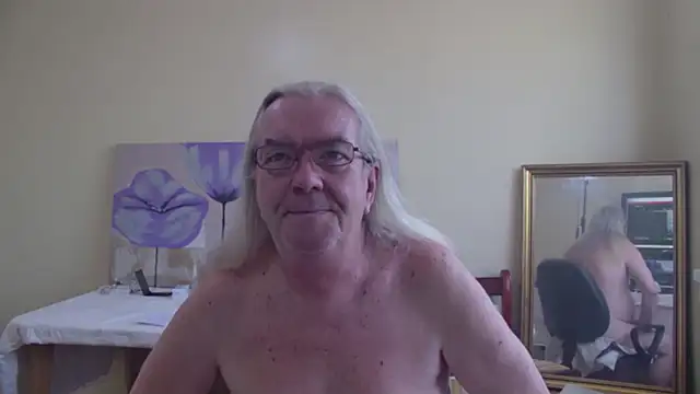 john little one1 online show from 04/20/26, 03:04