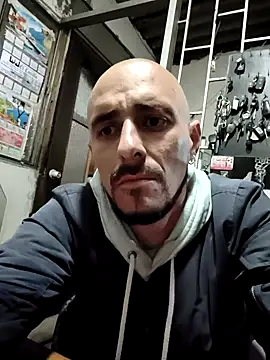 fire menxxx001 online show from 03/10/26, 05:34