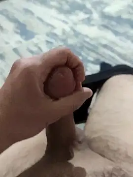 ssikerek23 online show from 02/05/26, 05:50