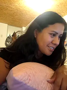 KasiaVenus  online show from 01/08/25, 04:12