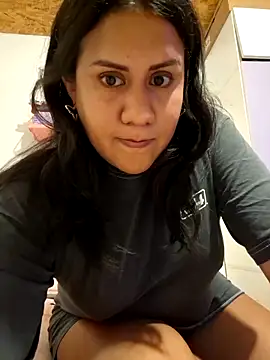 KasiaVenus  online show from 11/12/25, 03:40