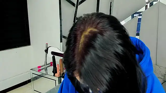 Catherinee69 x online show from 02/11/25, 09:31