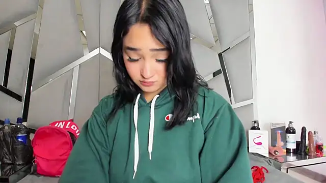 Catherinee69 x online show from 10/09/25, 02:42