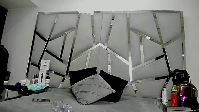 Catherinee69 x online show from 04/15/26, 03:13