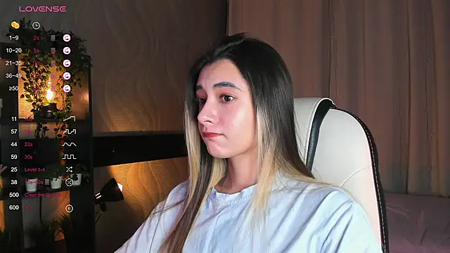 Snapshot of DarlaLike chatting on 12/03/25, 03:36 DarlaLike online show from 12/03/25, 03:36