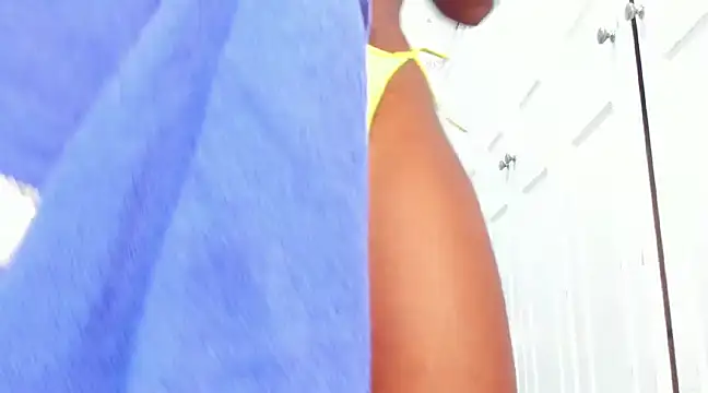 Snapshot of BriggitteEbonny chatting on 01/10/25, 11:08 BriggitteEbonny online show from 01/10/25, 11:08