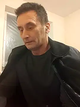 Snapshot of Viause_Kentauelle chatting on 01/23/25, 09:29 Viause Kentauelle online show from 01/23/25, 09:29