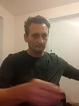 Snapshot of Viause_Kentauelle chatting on 03/21/25, 05:56 Viause Kentauelle online show from 03/21/25, 05:56