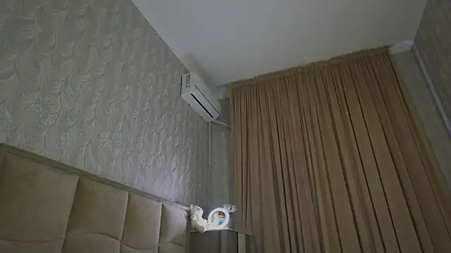 heyheyneko online show from 04/06/26, 09:43